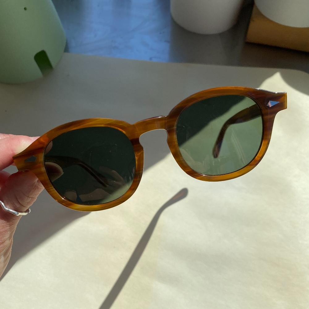 MOSCOT sunglasses